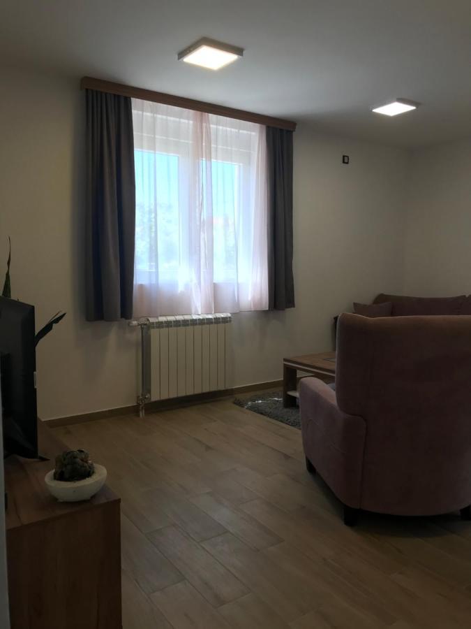 Mm Apartmani Belgrade Extérieur photo